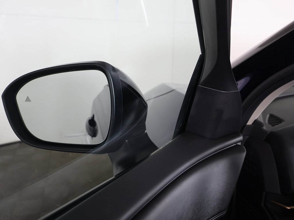 Used 2023 Nissan Ariya FWD image 33