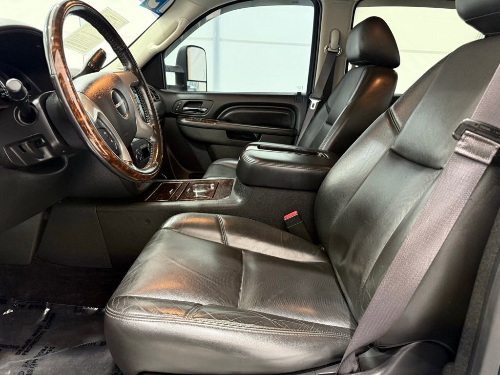 Used 2013 GMC Sierra 3500 Denali w/ Suspension Package, Off-Road image 11