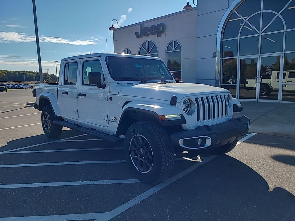 Used 2021 Jeep Gladiator Overland w/ LED Lighting Group image 2