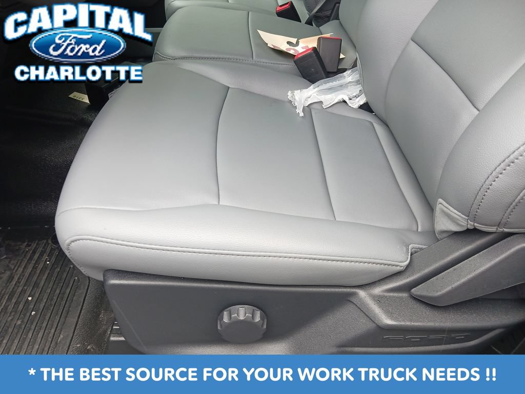 New 2026 Ford F550 4x4 Crew Cab image 13