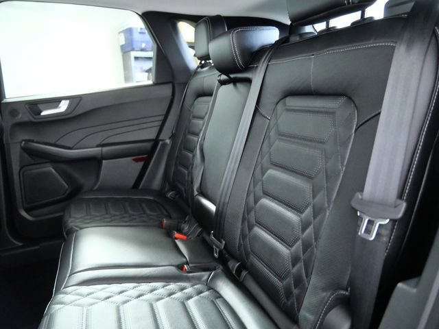Certified 2023 Ford Escape Platinum w/ Premium Technology Package AWD/4WD image 15