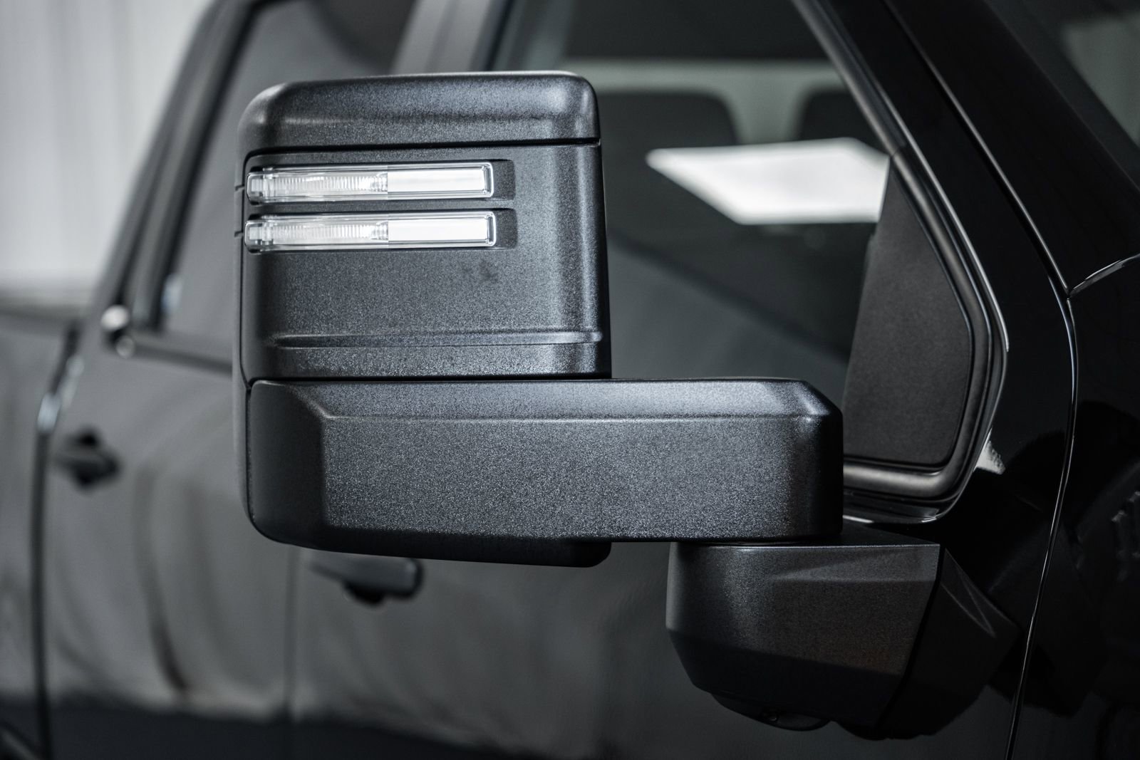 Used 2024 Chevrolet Silverado 2500 Custom image 14