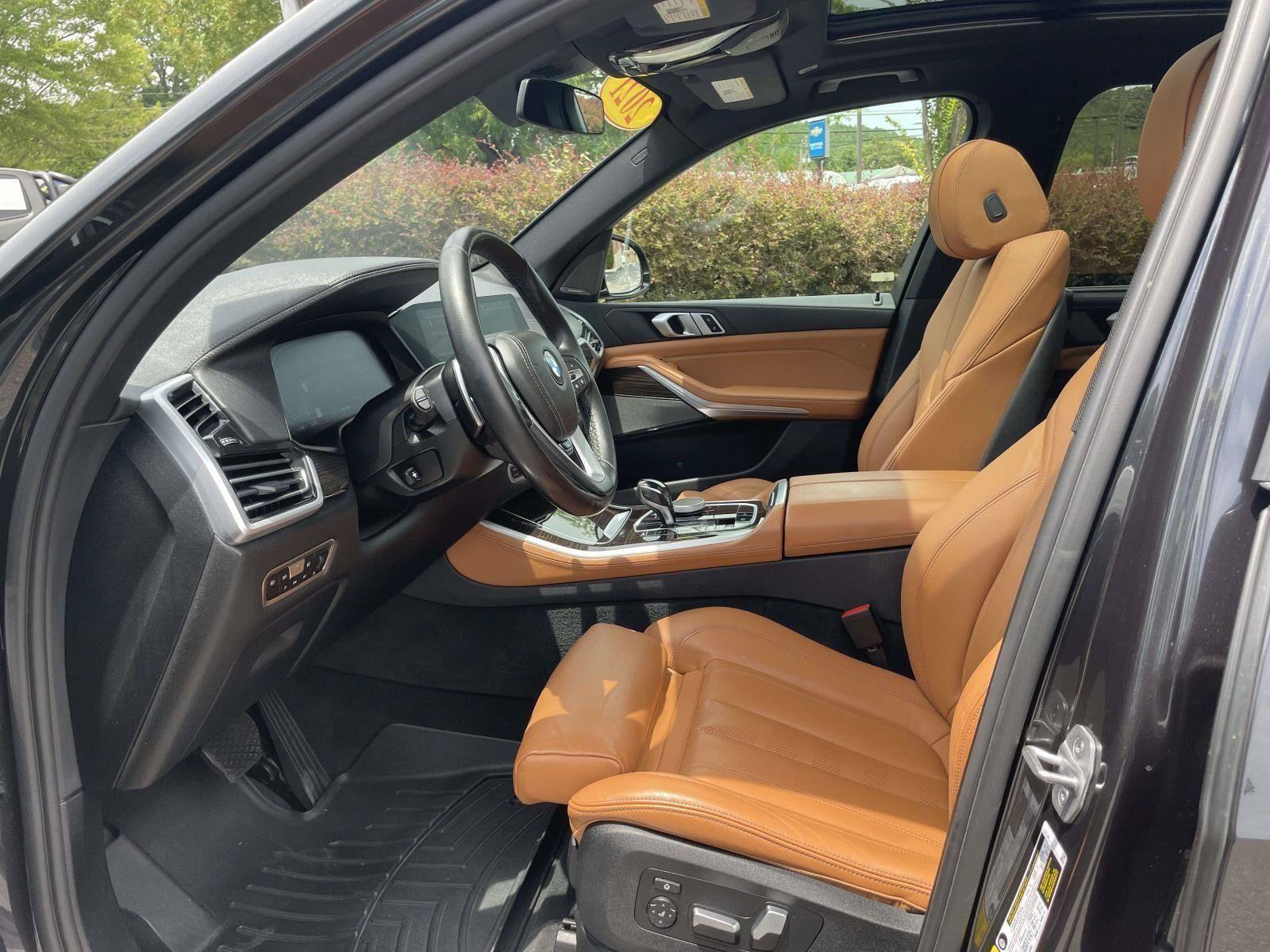 Used 2021 BMW X5 xDrive40i w/ Premium Package AWD/4WD image 4