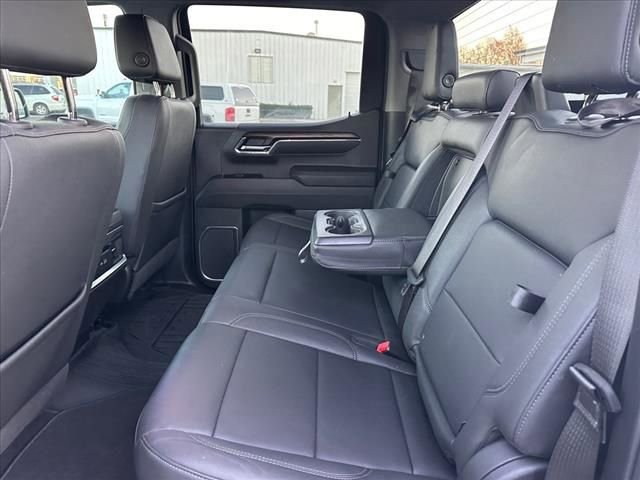 Certified 2023 GMC Sierra 1500 SLT w/ SLT Premium Package image 19