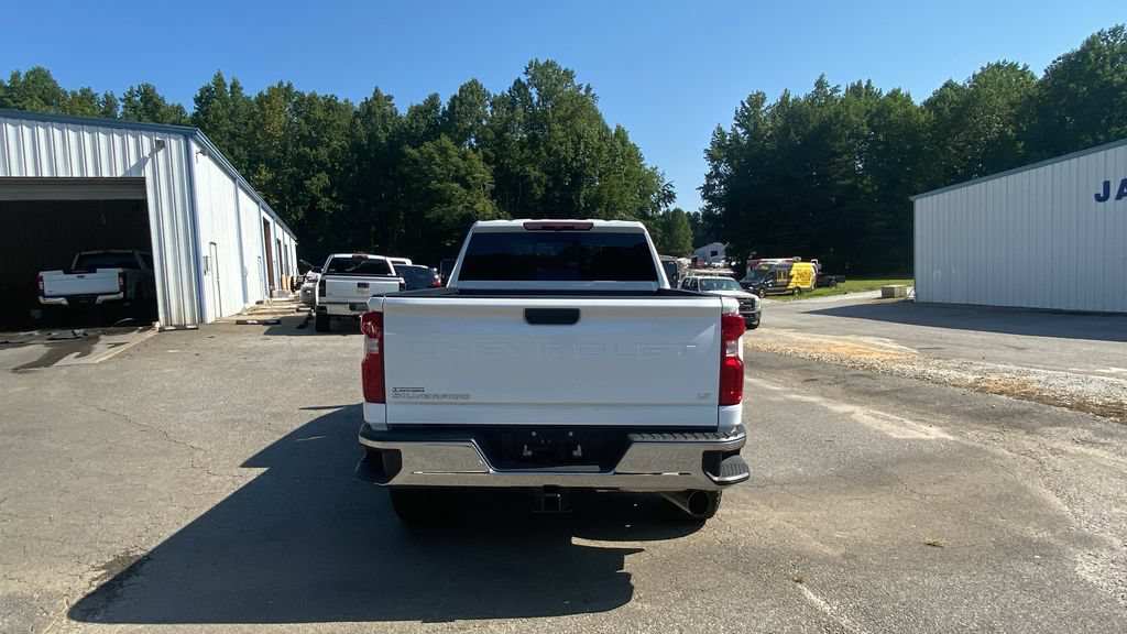 Used 2026 Chevrolet Silverado 2500 LT w/ All Star Edition AWD/4WD image 6
