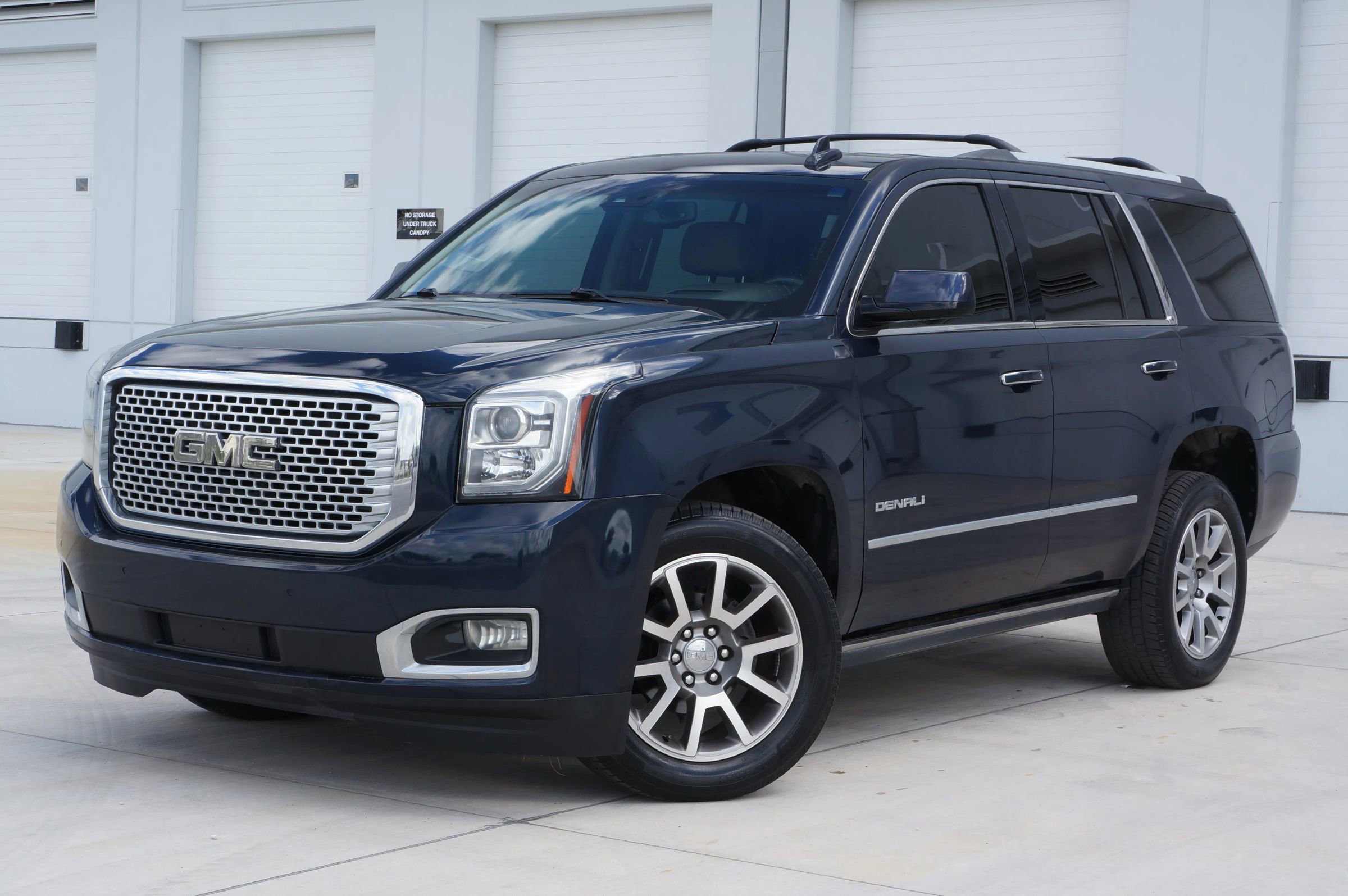 Used 2017 GMC Yukon Denali w/ Open Road Package image 6