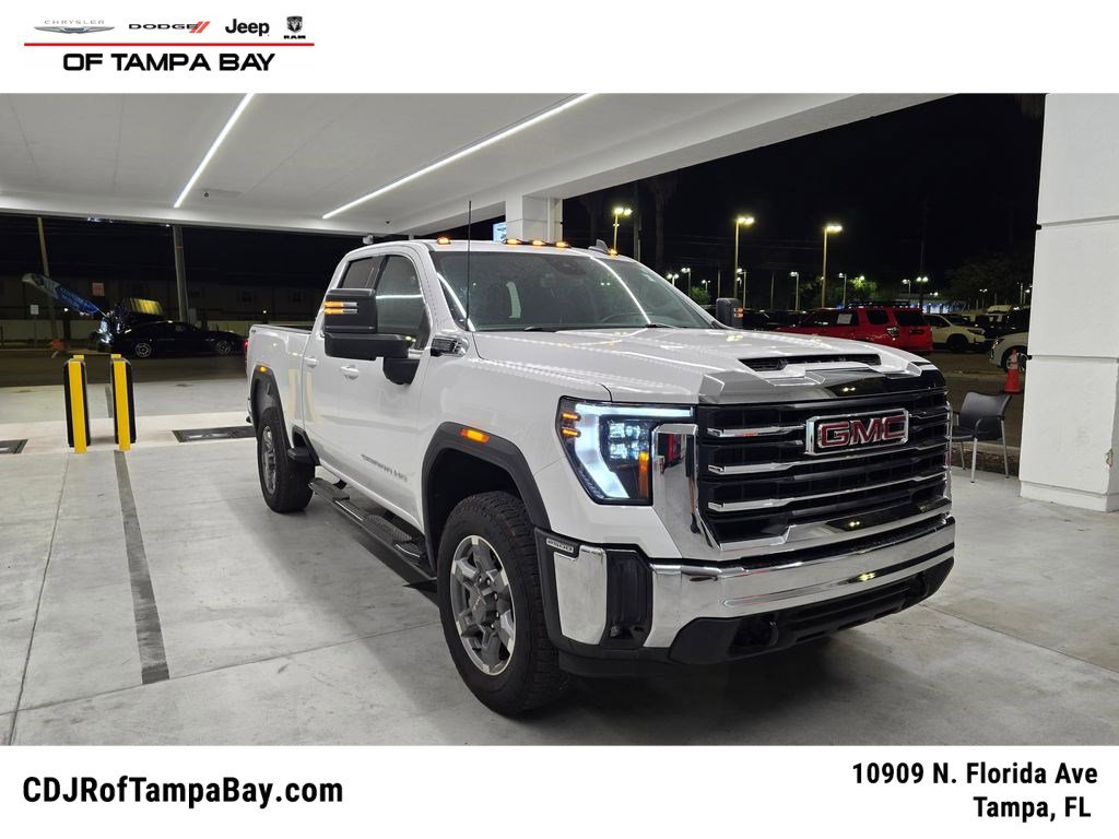 Used 2025 GMC Sierra 2500 SLE w/ SLE Value Package; AWD/4WD image 1