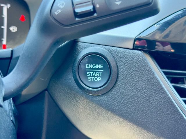 Used 2025 Ford Escape Active AWD/4WD image 24