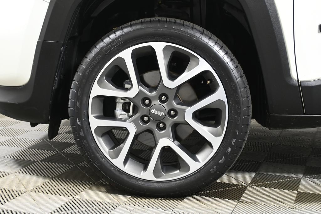 Used 2022 Jeep Renegade Limited w/ Sun, Sound & Wheels Group image 12