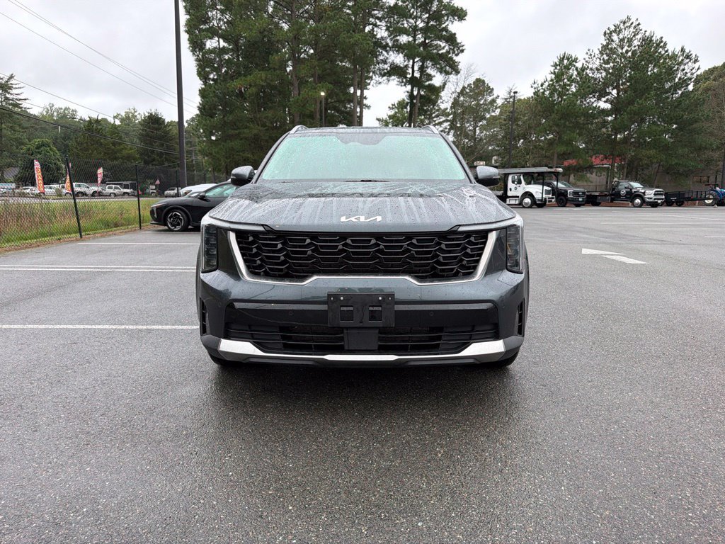 Used 2024 Kia Sorento S FWD image 3
