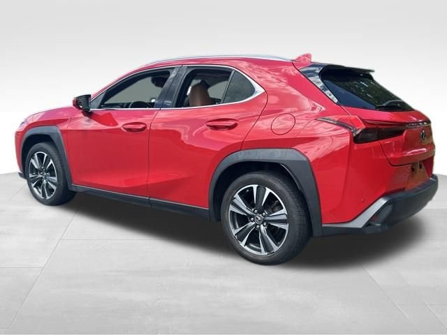 Used 2020 Lexus UX 200 w/ Accessory Package 2 FWD image 4
