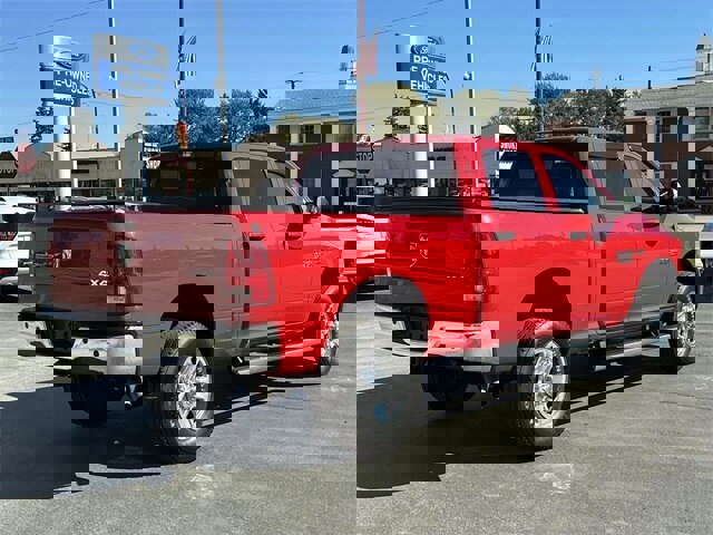 Used 2018 RAM 2500 Tradesman w/ Chrome Appearance Group image 3