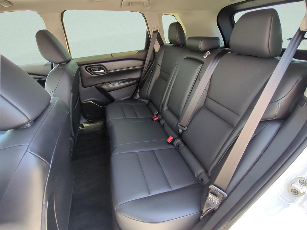 Certified 2025 Nissan Rogue SV w/ SV Premium Package image 13