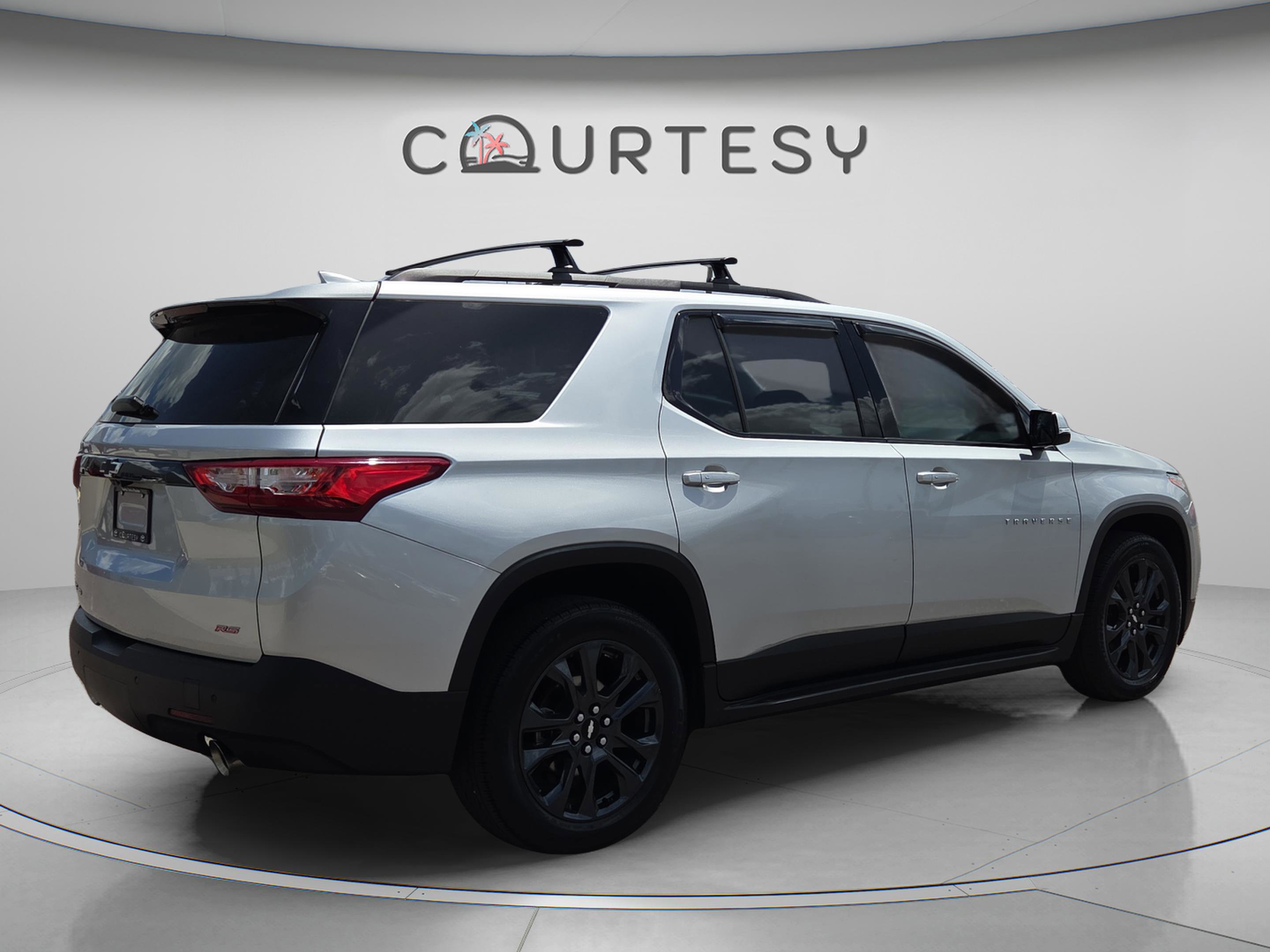 Used 2019 Chevrolet Traverse RS w/ LPO, 'HIT The Road' Package image 5