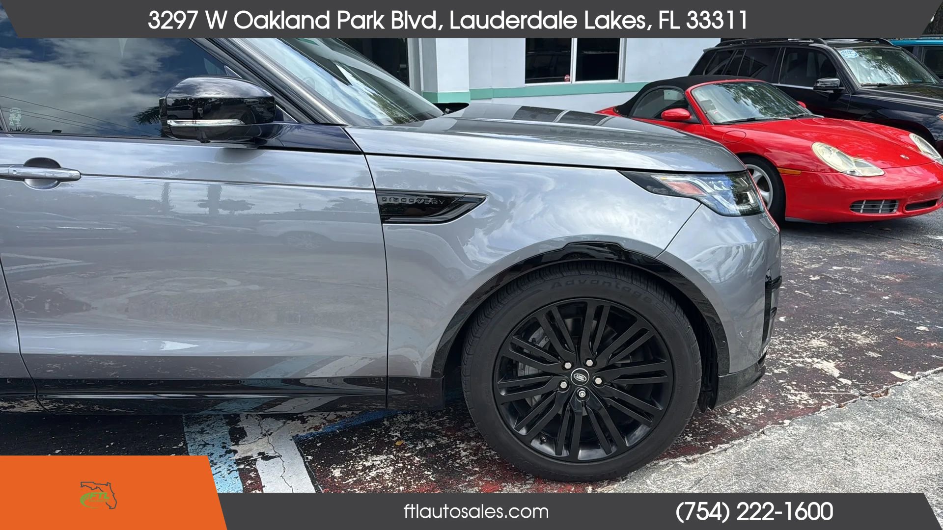 Used 2020 Land Rover Discovery HSE image 15