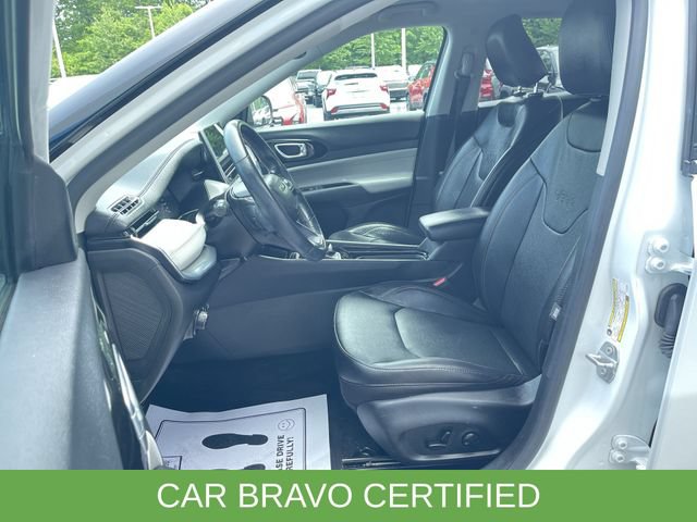 Used 2022 Jeep Compass Limited AWD/4WD image 19