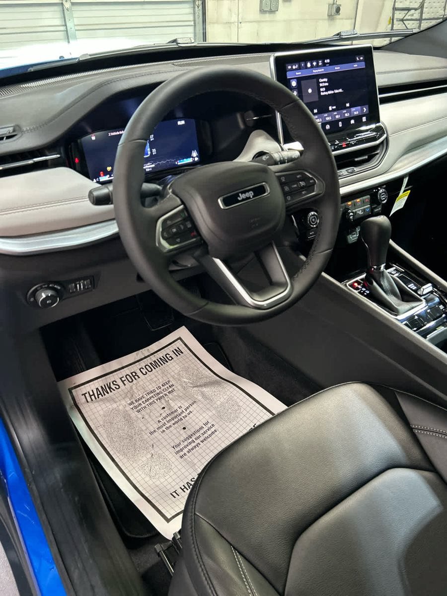 New 2026 Jeep Compass Limited AWD/4WD image 9