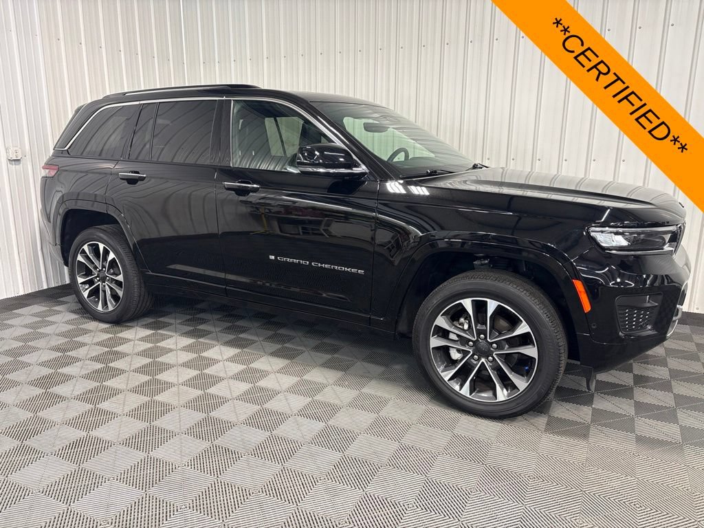 Certified 2022 Jeep Grand Cherokee Overland AWD/4WD image 1