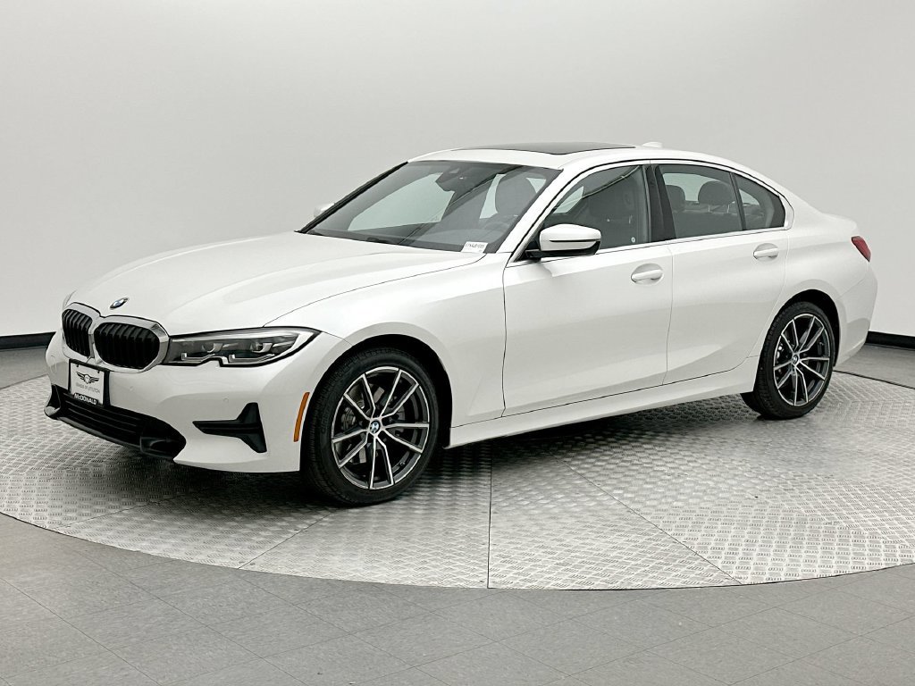 Used 2019 BMW 330i xDrive Sedan w/ Convenience Package AWD/4WD image 1