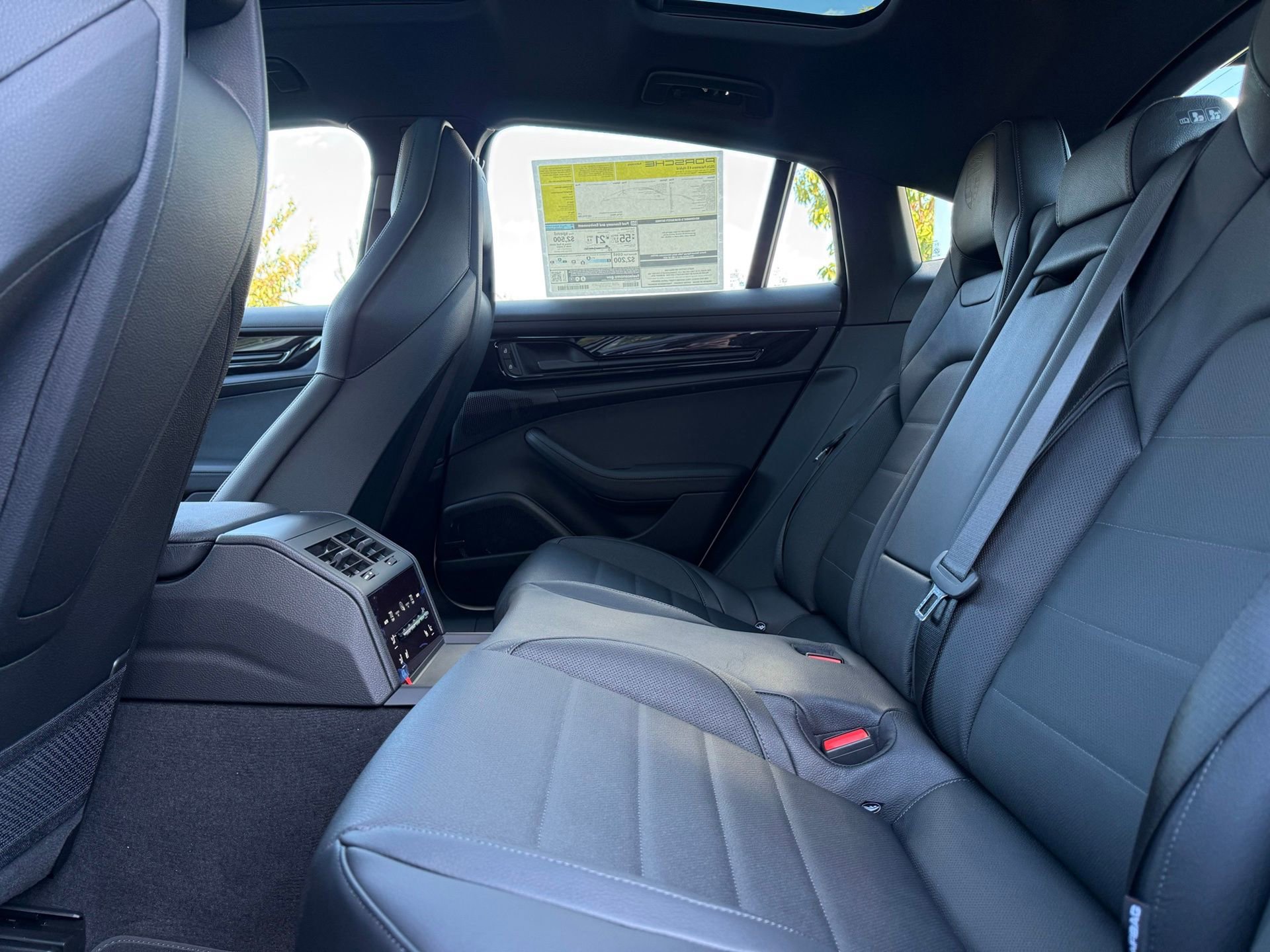 New 2026 Porsche Panamera 4 E-Hybrid AWD/4WD image 30
