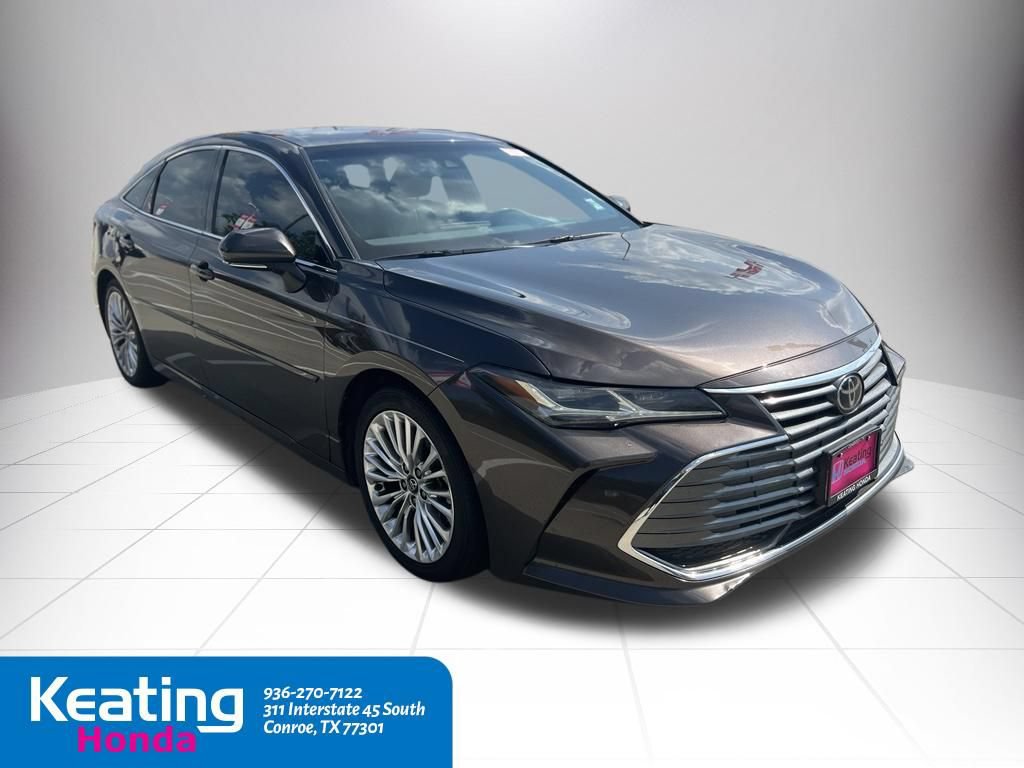 Used 2020 Toyota Avalon Limited FWD image 3