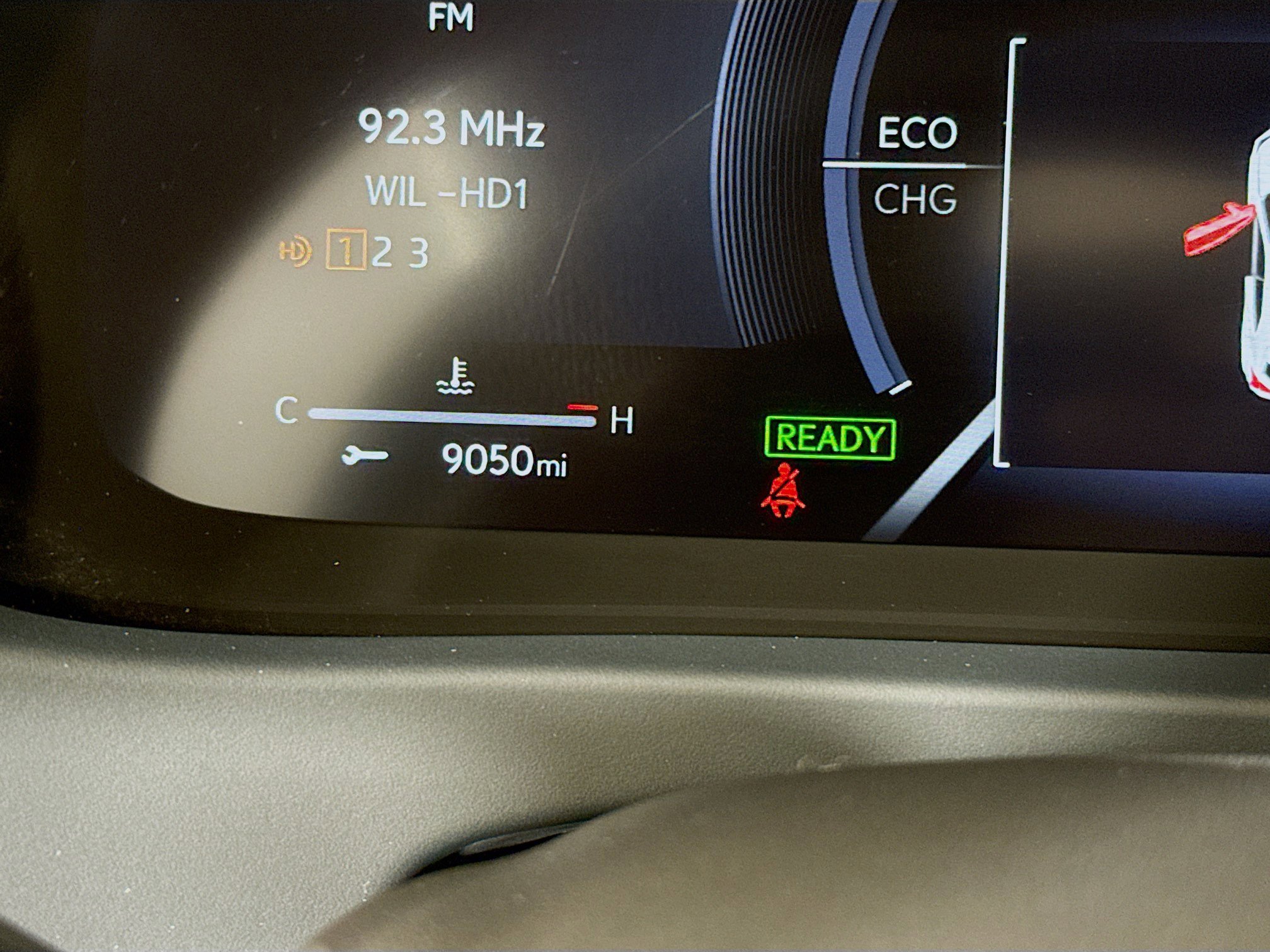 Used 2025 Lexus UX 300h AWD w/ Accessory Package (Z1) image 13