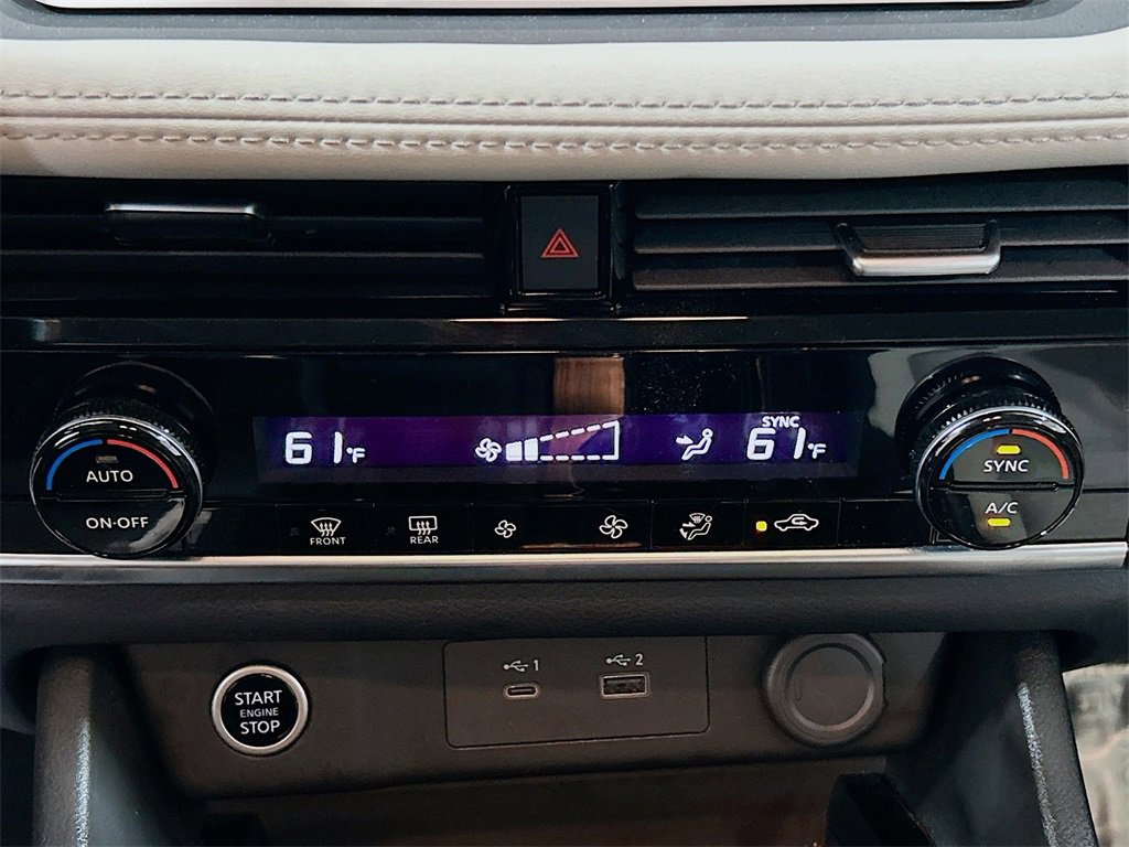 Used 2023 Nissan Rogue SV image 13