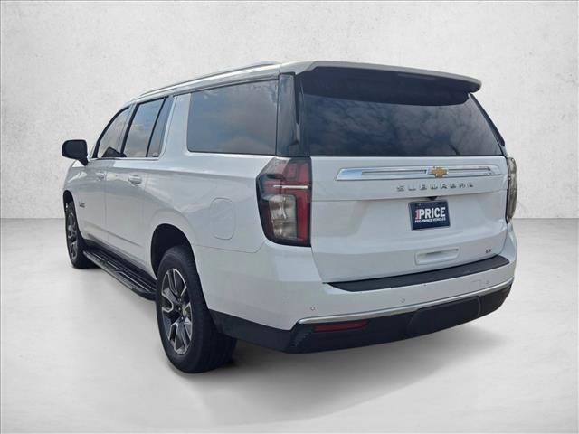 Used 2021 Chevrolet Suburban LT w/ LT Signature Plus Package RWD image 7
