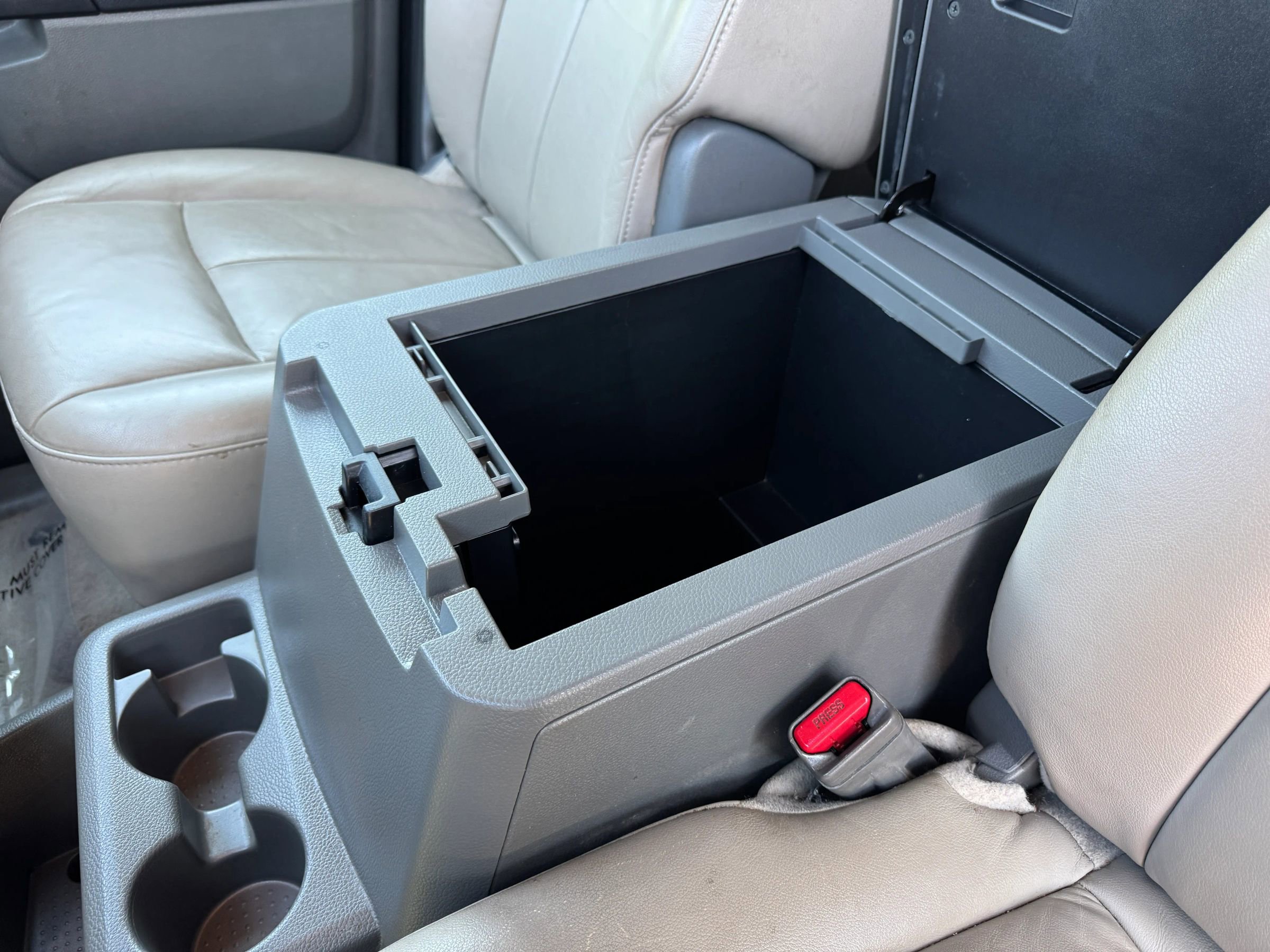 Used 2020 Nissan NV 3500 SL image 23