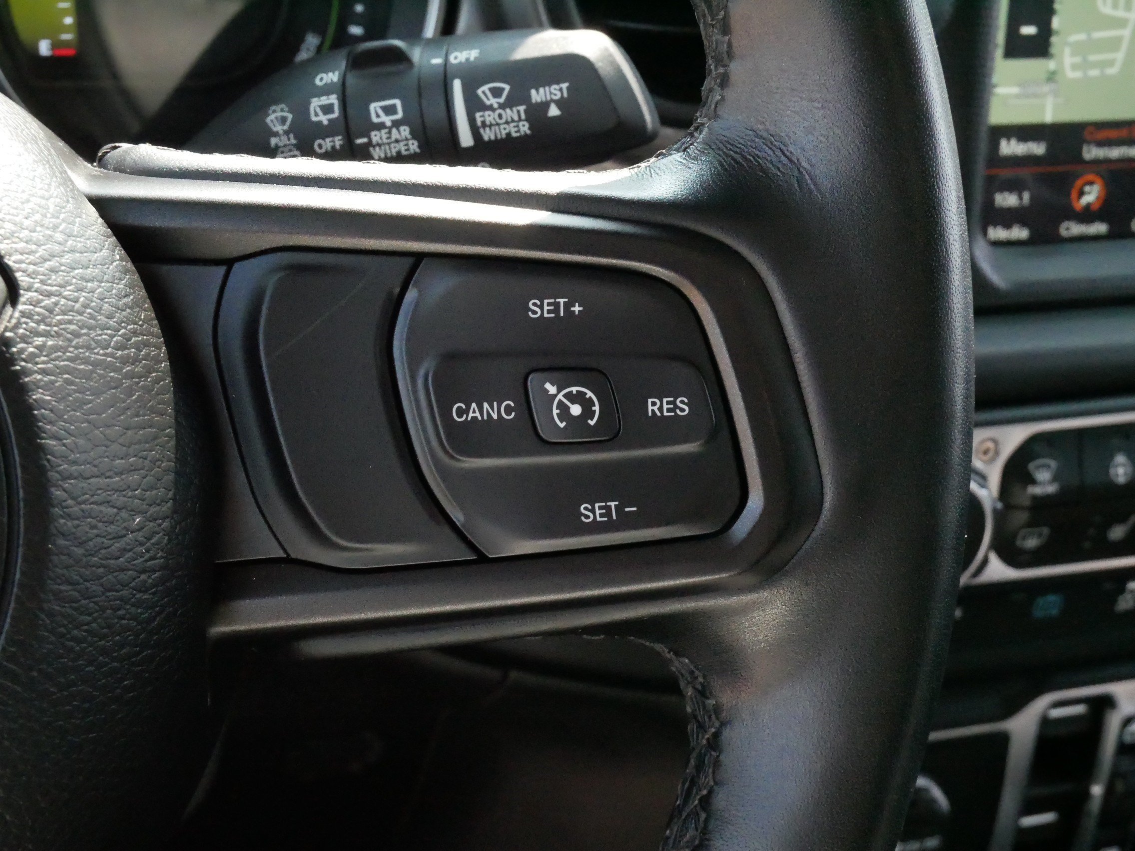 Used 2023 Jeep Wrangler Unlimited w/ Cold Weather Group AWD/4WD image 25