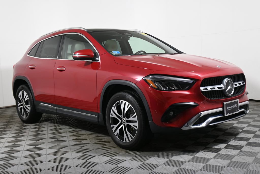 Certified 2025 Mercedes-Benz GLA 250 4MATIC image 8