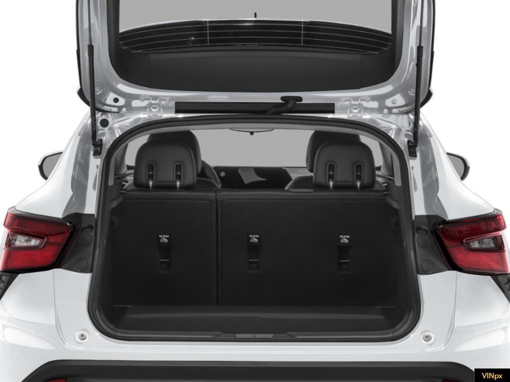 New 2026 Chevrolet Trax RS w/ Driver Confidence Package image 9