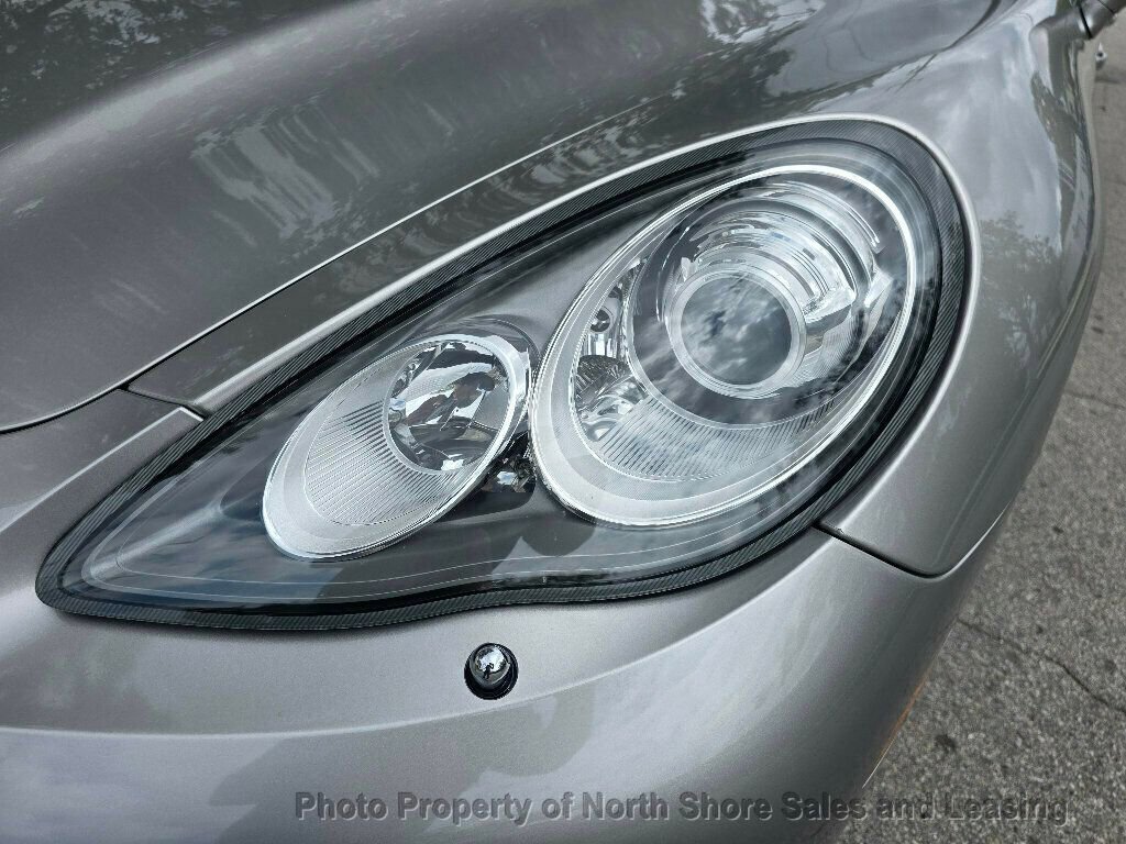 Used 2010 Porsche Panamera image 28