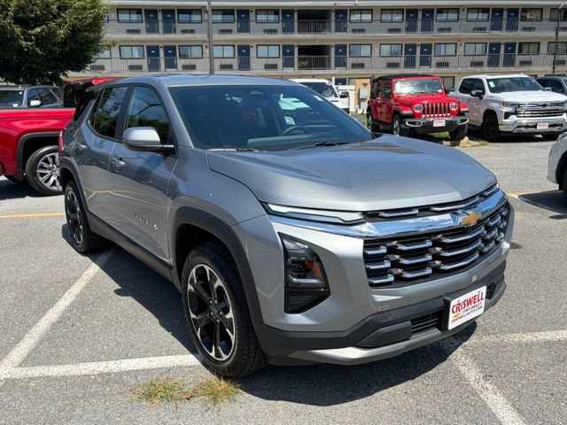 Used 2026 Chevrolet Equinox LT w/ Convenience Package II AWD/4WD image 2