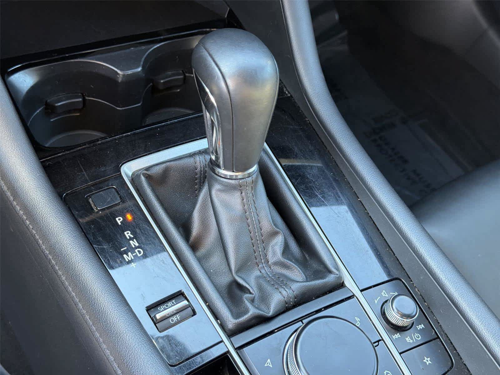Used 2024 MAZDA MAZDA3 s FWD image 19
