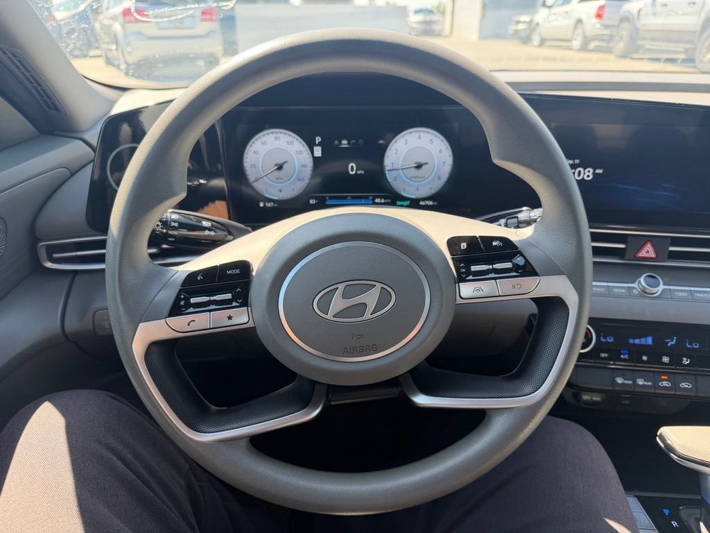 Used 2024 Hyundai Elantra SEL FWD image 6
