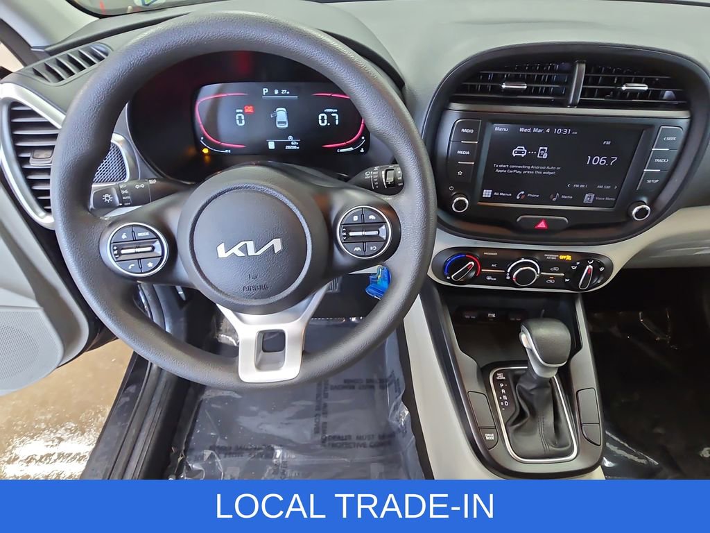 Used 2023 Kia Soul LX image 16