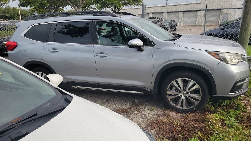 Used 2021 Subaru Ascent Limited w/ Technology Package AWD/4WD image 2