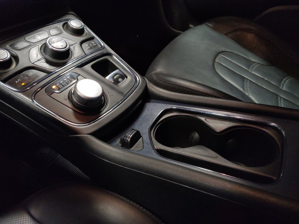 Used 2015 Chrysler 200 S w/ Navigation & Sound Group I image 26