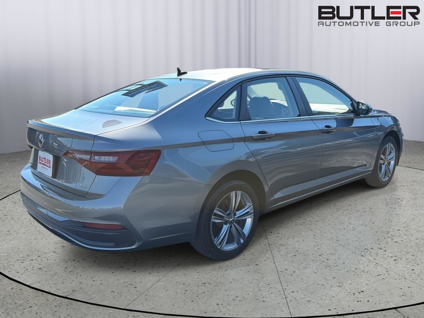 Used 2022 Volkswagen Jetta SE FWD image 6