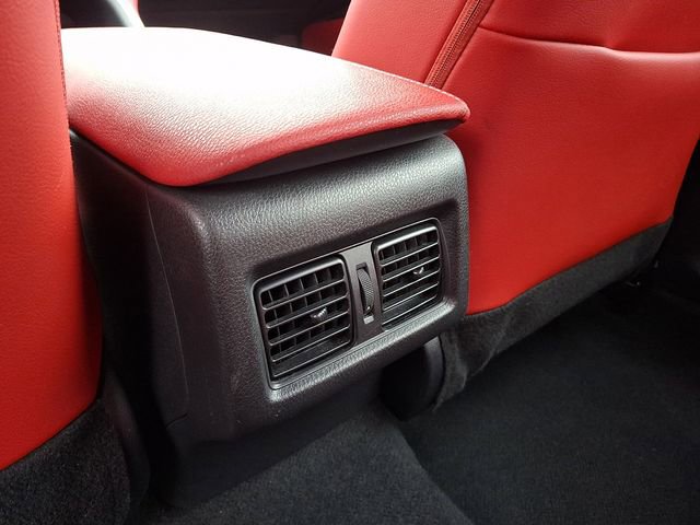 Used 2024 Toyota Camry XSE FWD image 11