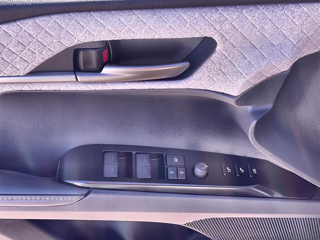 New 2026 Toyota Camry XLE image 7