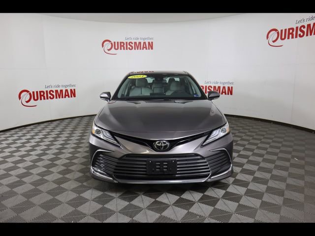 Used 2023 Toyota Camry XLE w/ Cold Weather Package image 14