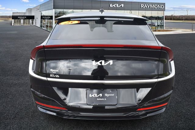 Used 2025 Kia EV6 Wind RWD image 4