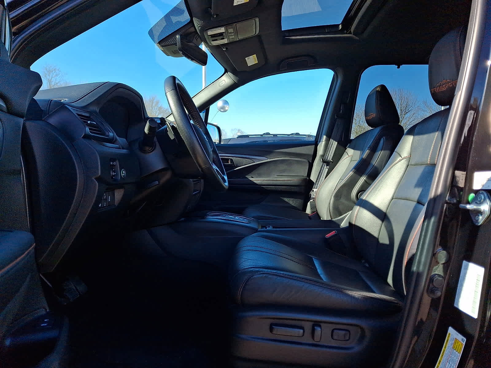 Used 2023 Honda Passport TrailSport image 13