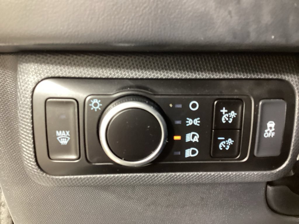 Used 2023 Ford Mustang Mach-E Select RWD image 18