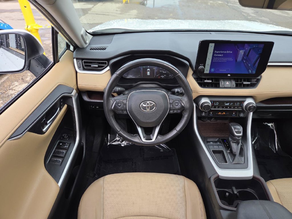 Used 2024 Toyota RAV4 Limited FWD image 23