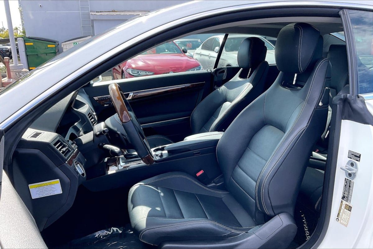 Used 2013 Mercedes-Benz E 350 Coupe image 23