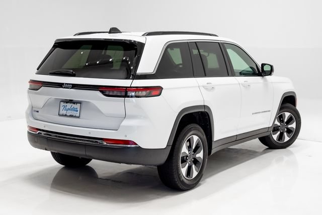 Used 2024 Jeep Grand Cherokee Limited 4xe w/ Trailer Tow Package AWD/4WD image 37