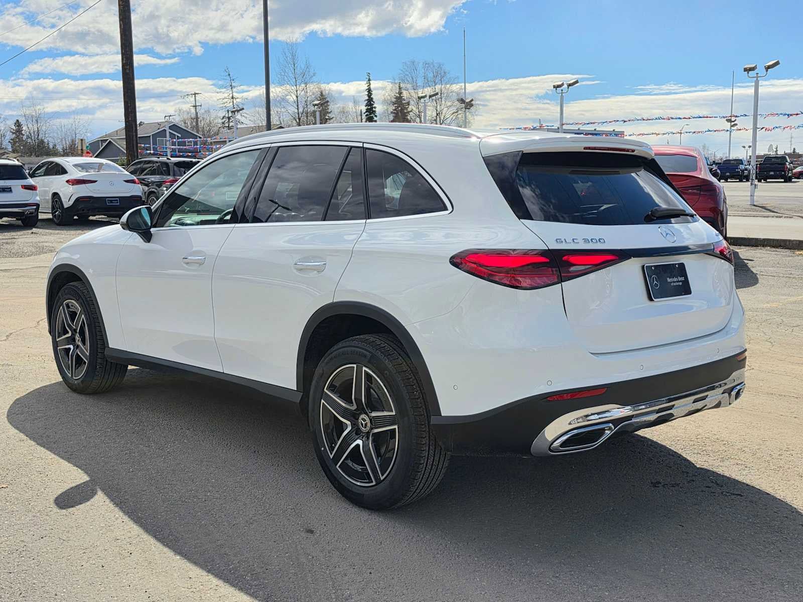 New 2026 Mercedes-Benz GLC 300 4MATIC image 5